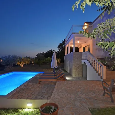 Holiday home Nevera