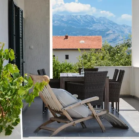 Nevera Holiday home