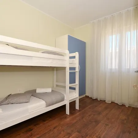 Holiday home Nevera *