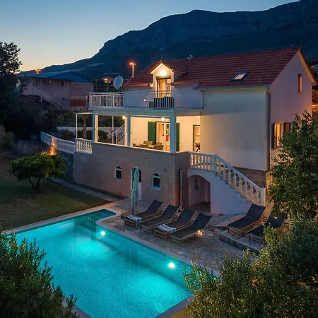 Nevera * Kaštela