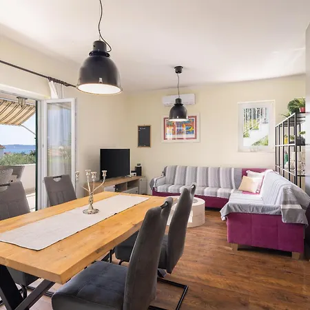 Nevera Holiday home *
